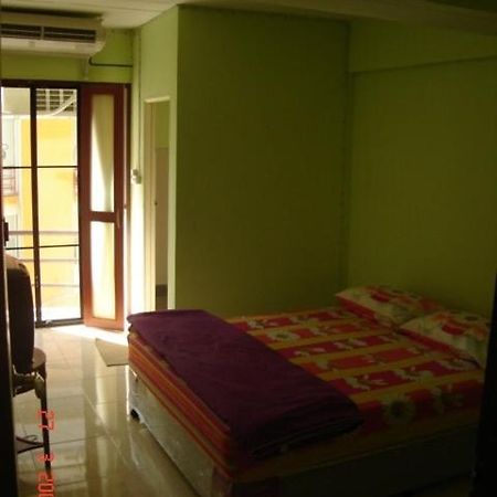 Kaset Guesthouse Bangkok Pokoj fotografie