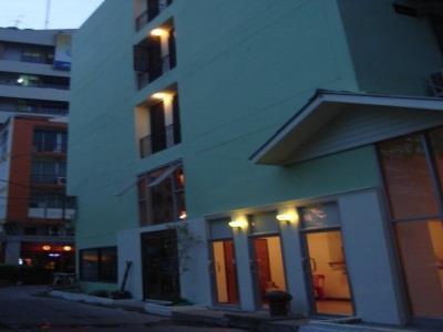 Kaset Guesthouse Bangkok Exteriér fotografie